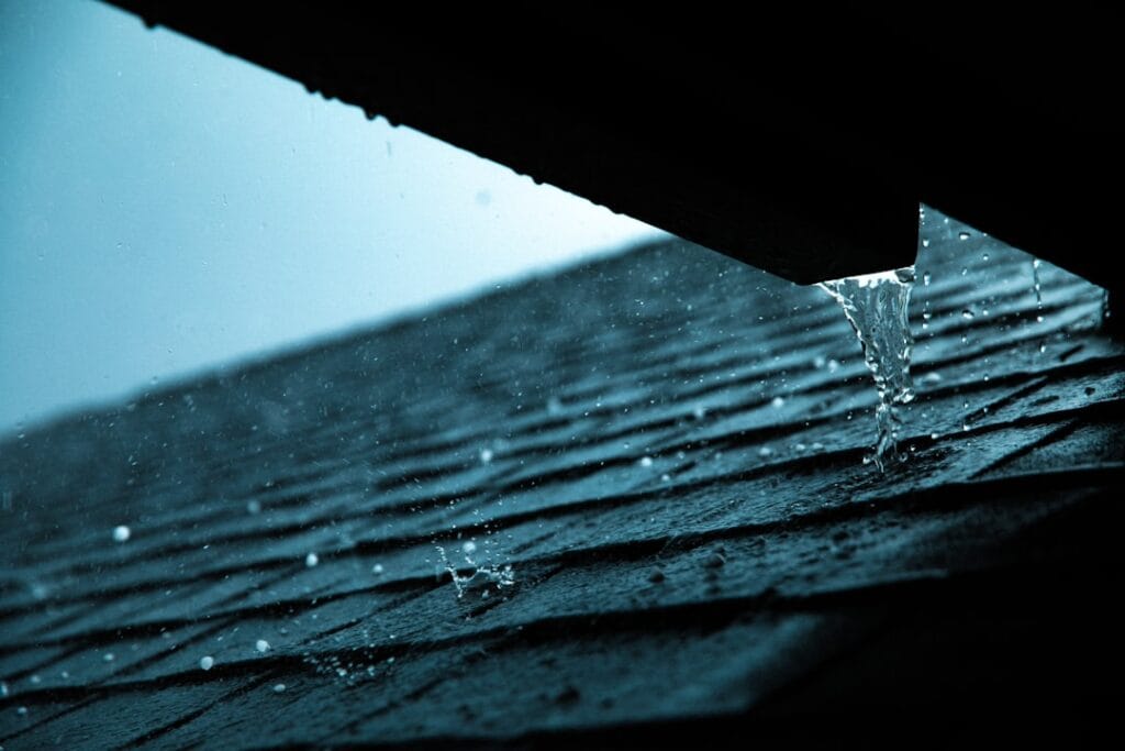 Don’t Get Drained: Average Cost of Gutters per Linear Foot