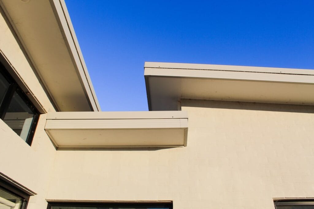 Why Seamless Gutters Are Worth Every Penny