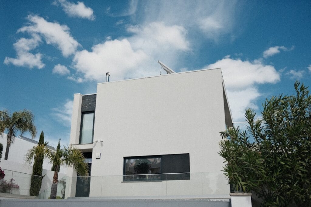 Custom Seamless Gutters: Tailor-Made Protection for Your Home
